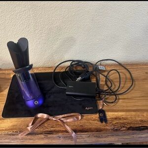 Dyson Corrale'™ Professional styler straightener (Black/Purple)